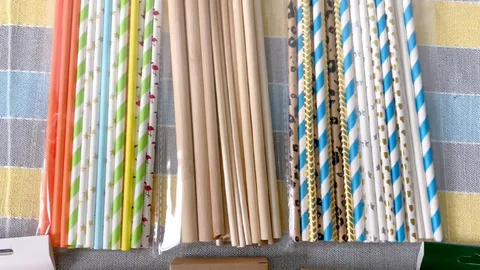 custom paper straws